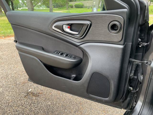 Used 2017 Chrysler 200 LX w/ Dark Appearance Package FWD image 24