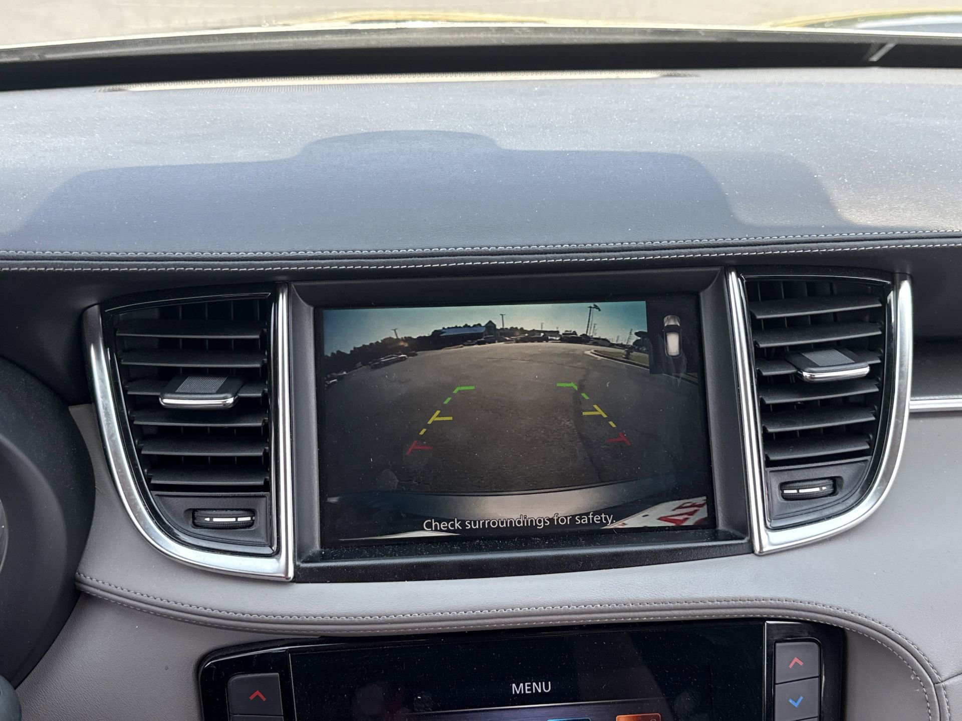 Used 2023 INFINITI QX50 Luxe image 5