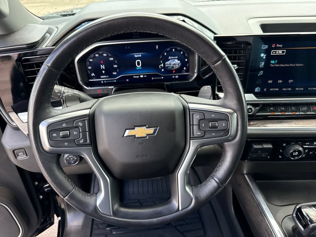 Used 2023 Chevrolet Silverado 1500 LTZ RWD image 15