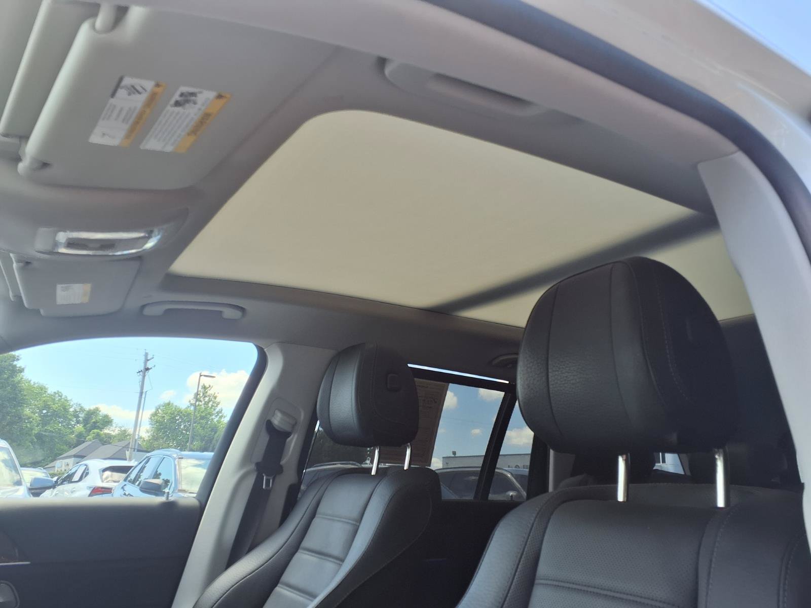 Used 2023 Mercedes-Benz GLS 450 4MATIC image 26