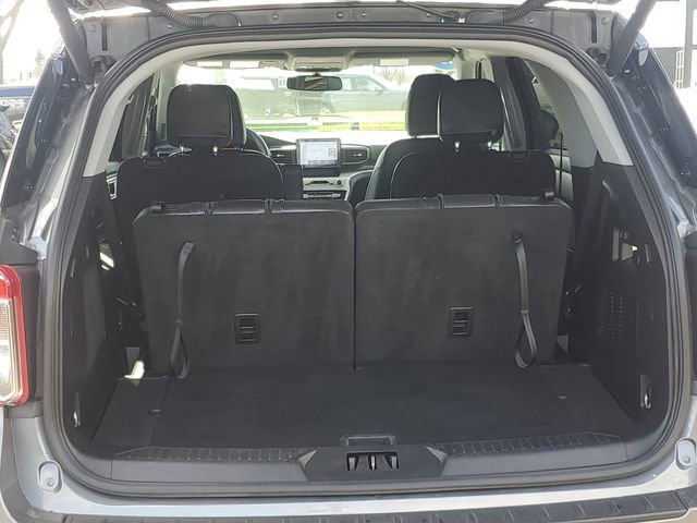 Certified 2024 Ford Explorer XLT w/ Equipment Group 202A image 8