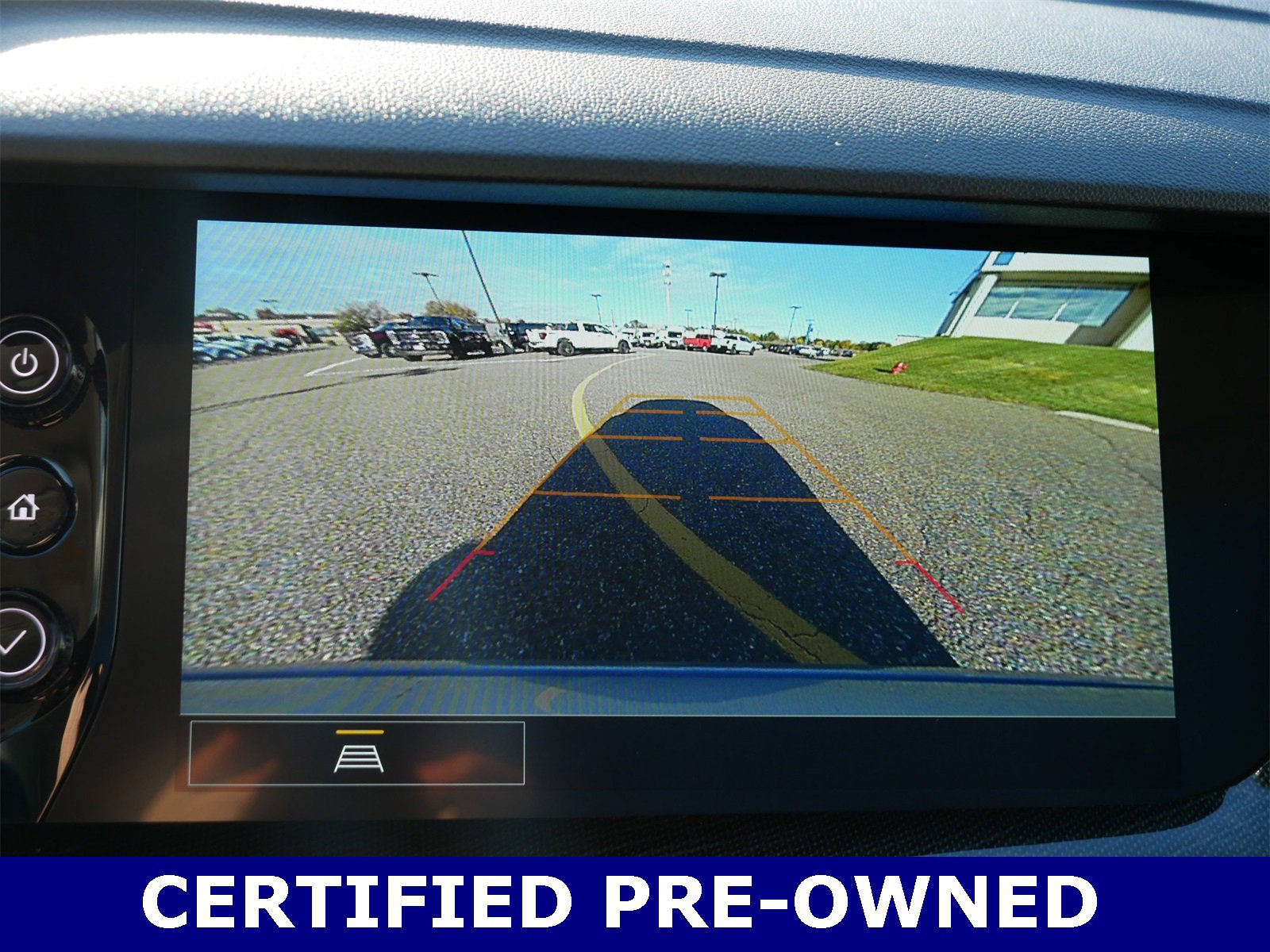 Used 2023 Buick Envision Essence w/ Sport Touring Package image 25