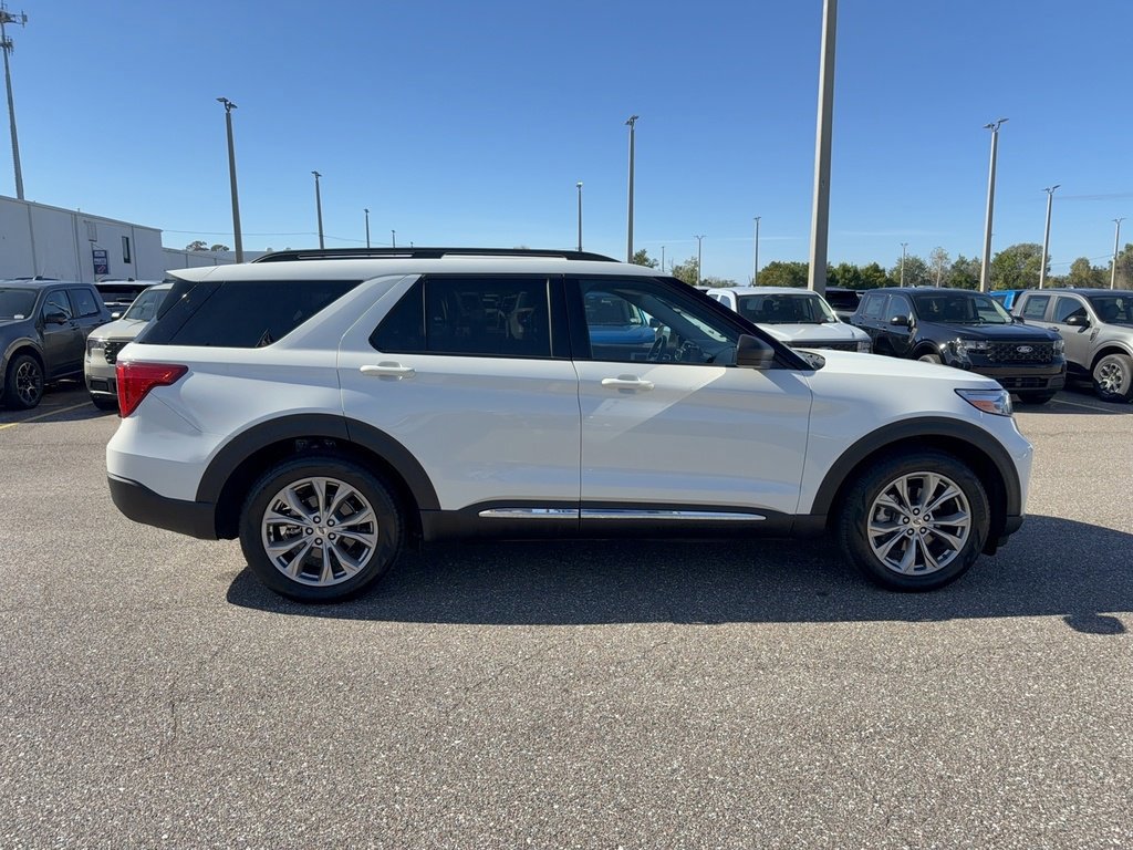 Certified 2022 Ford Explorer XLT w/ Equipment Group 202A image 2