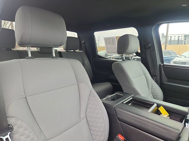 Used 2025 Toyota Tundra SR5 AWD/4WD image 31