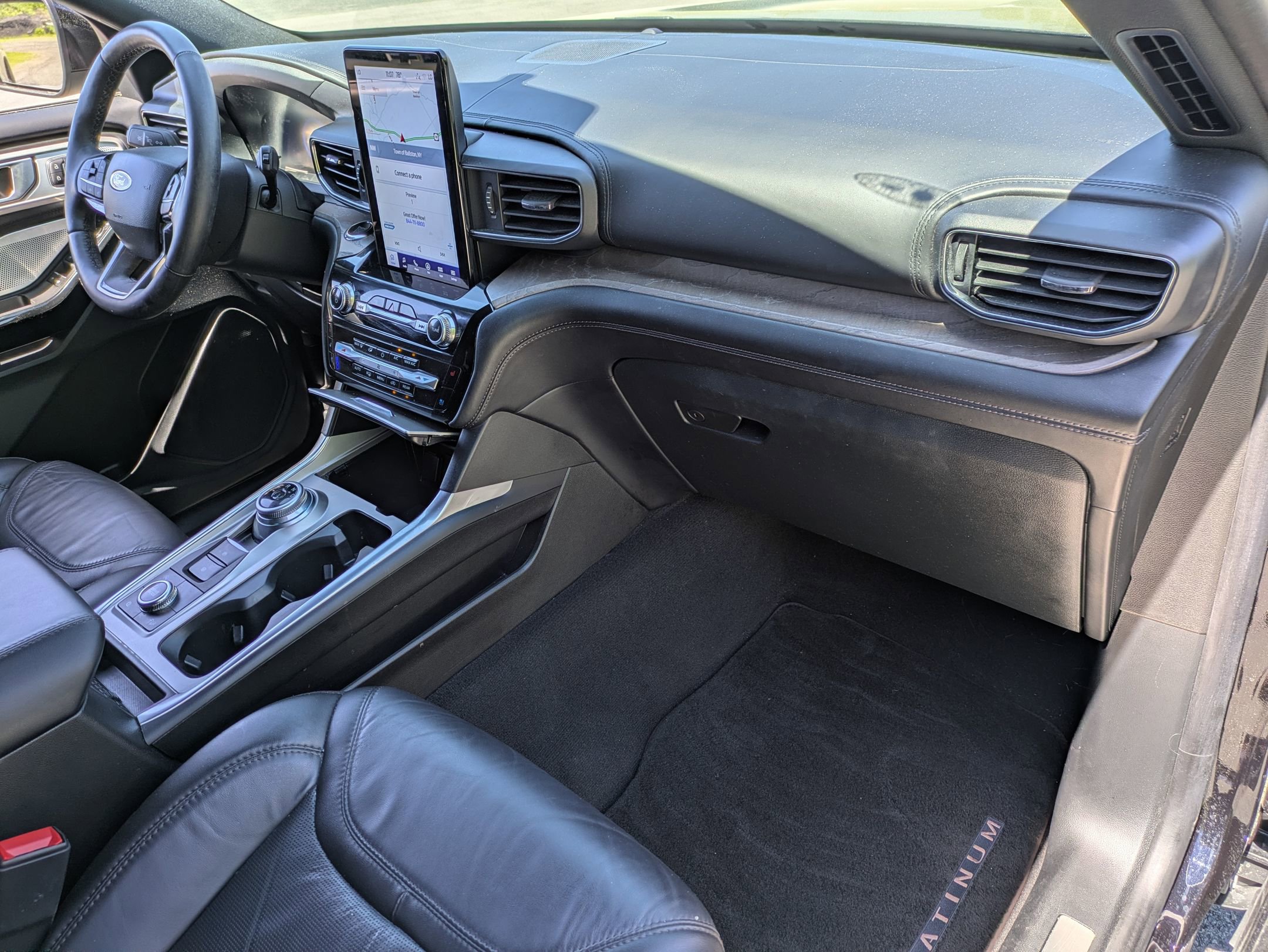 Certified 2023 Ford Explorer Platinum w/ Technology Package AWD/4WD image 25