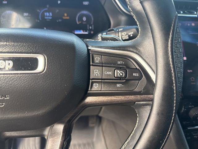 Used 2021 Jeep Grand Cherokee L Limited AWD/4WD image 15