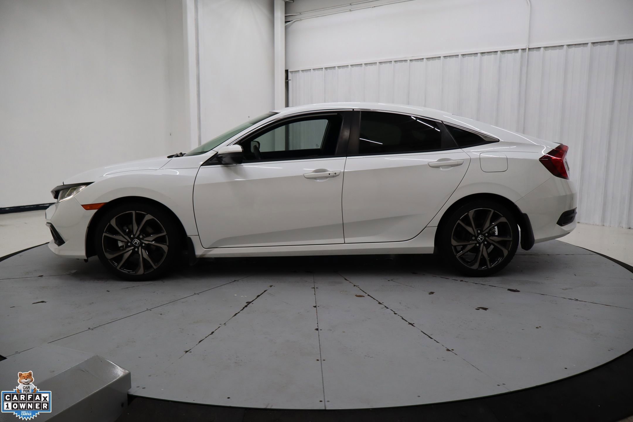 Used 2021 Honda Civic Sport image 4