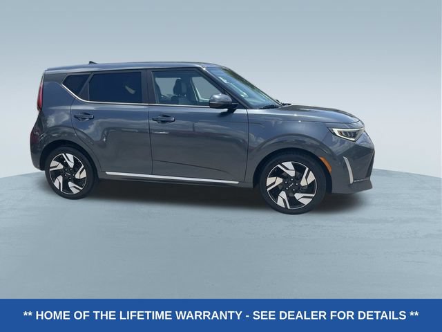 Used 2023 Kia Soul GT-Line w/ GT-Line Technology Package FWD image 2
