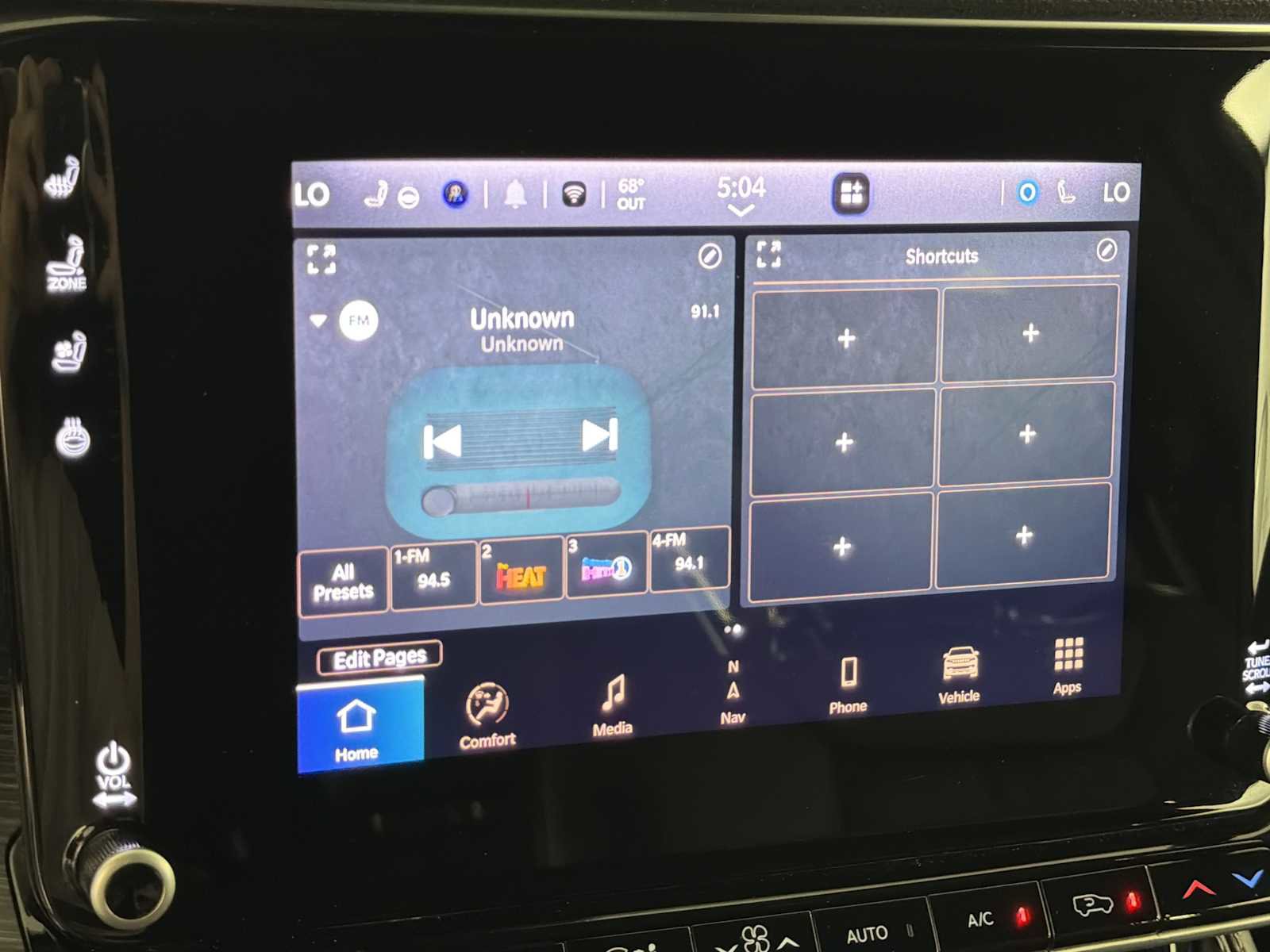 Used 2023 Jeep Wagoneer L Series II AWD/4WD image 31