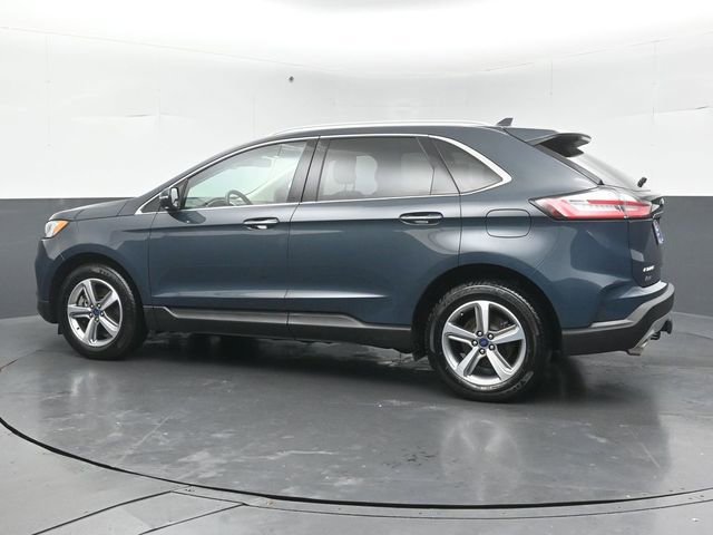 Certified 2019 Ford Edge Titanium w/ Cold Weather Package AWD/4WD image 5