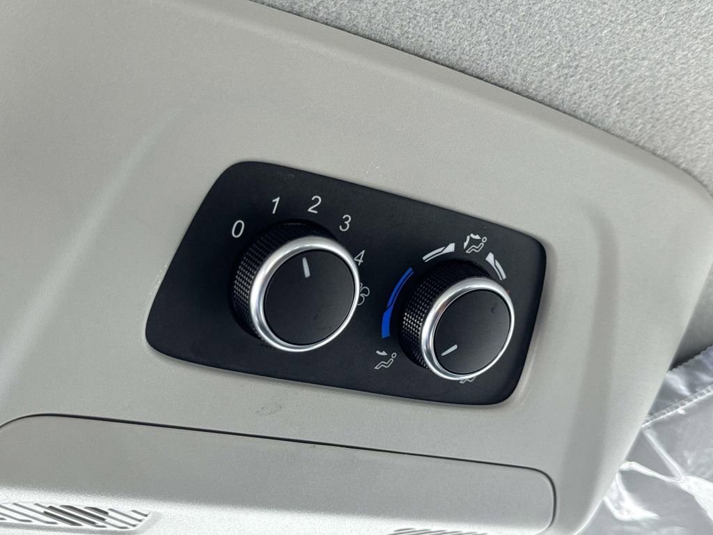 Certified 2022 Ford Transit 350 XLT RWD image 24