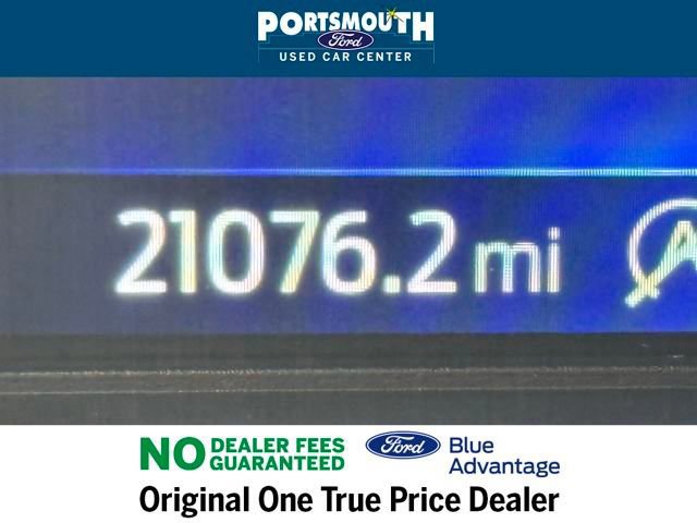 Certified 2021 Ford Explorer XLT w/ Equipment Group 202A image 22