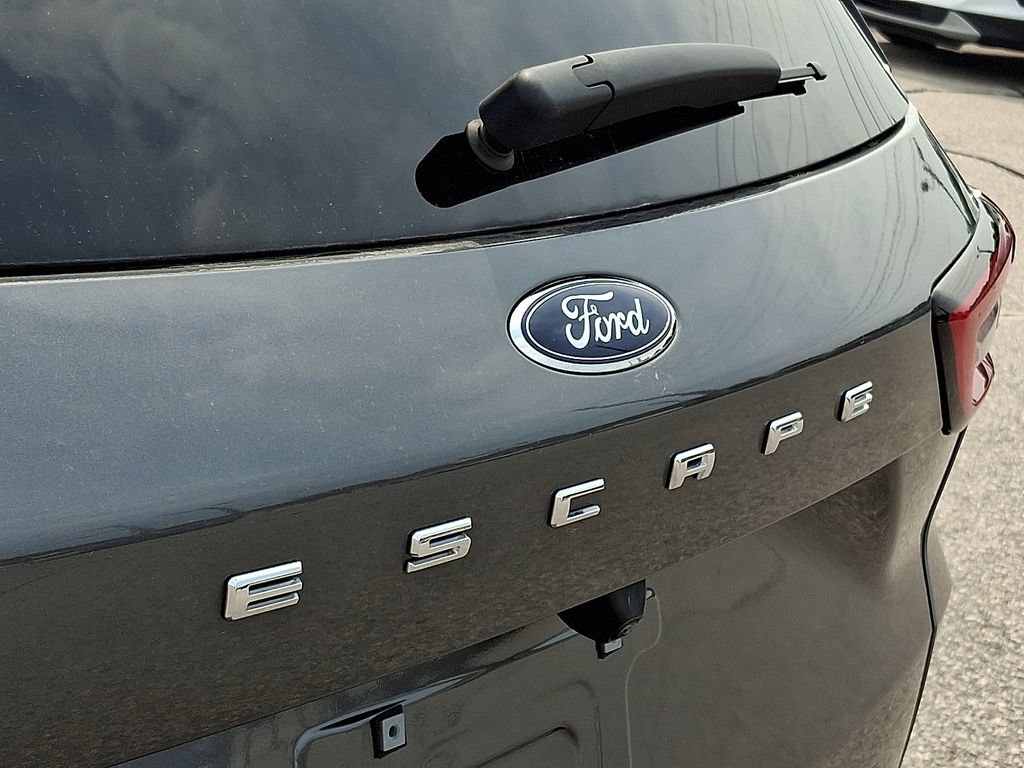 Certified 2024 Ford Escape ST-Line w/ Tech Pack #1 FWD image 31