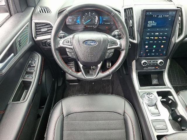 Certified 2024 Ford Edge ST-Line w/ Class II Trailer Tow Package image 11