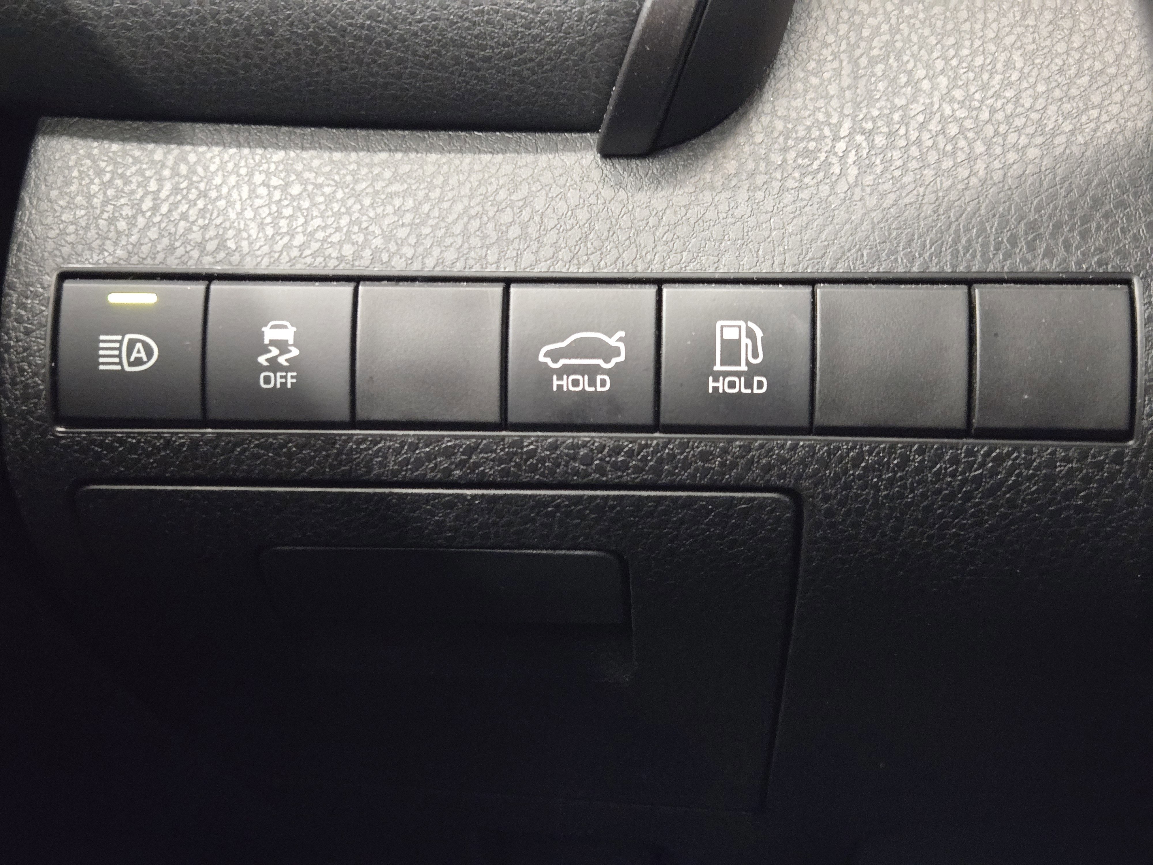 Used 2021 Toyota Camry SE FWD image 22