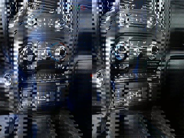 Used 2021 GMC Sierra 1500 AT4 w/ AT4 Value Package image 20