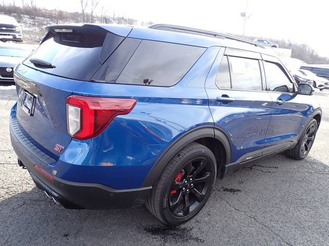 Certified 2021 Ford Explorer ST w/ ST Street Pack image 4