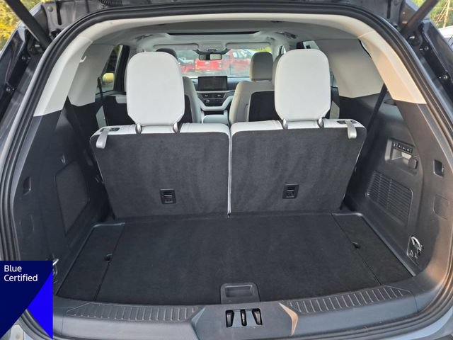 Certified 2025 Ford Explorer Platinum w/ Ultimate Package AWD/4WD image 34