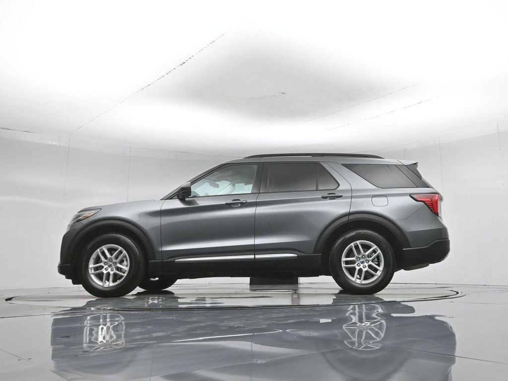 Certified 2025 Ford Explorer Active w/ Active Comfort Package RWD image 56