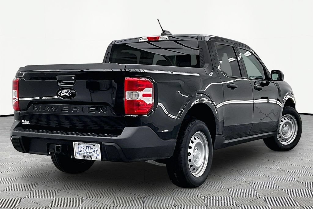 Certified 2025 Ford Maverick XL w/ Equipment Group 102A AWD/4WD image 2