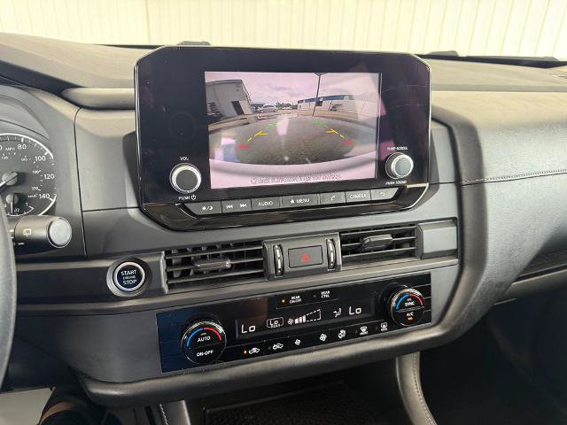 Used 2023 Nissan Pathfinder S FWD image 5