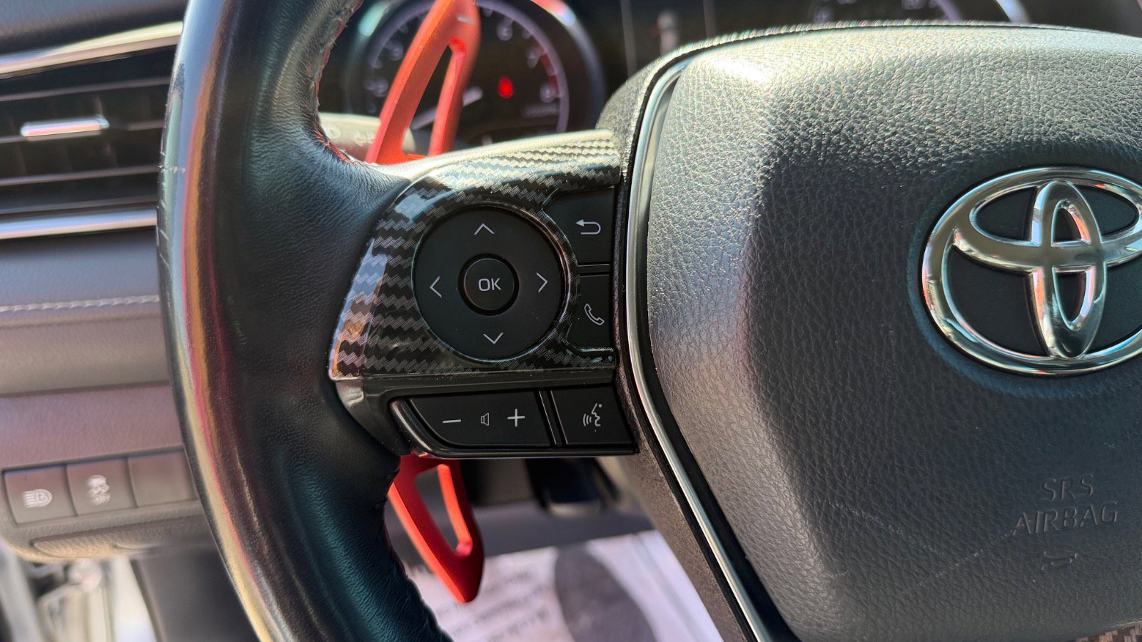 Used 2020 Toyota Camry SE FWD image 28