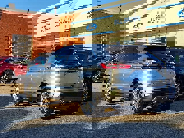 Certified 2023 Ford Edge Titanium image 3