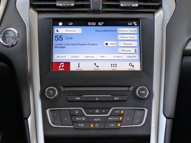 Certified 2018 Ford Fusion Energi SE image 16