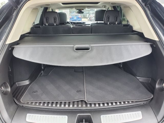 Used 2017 Cadillac XT5 Luxury w/ Driver Awareness Package FWD image 28