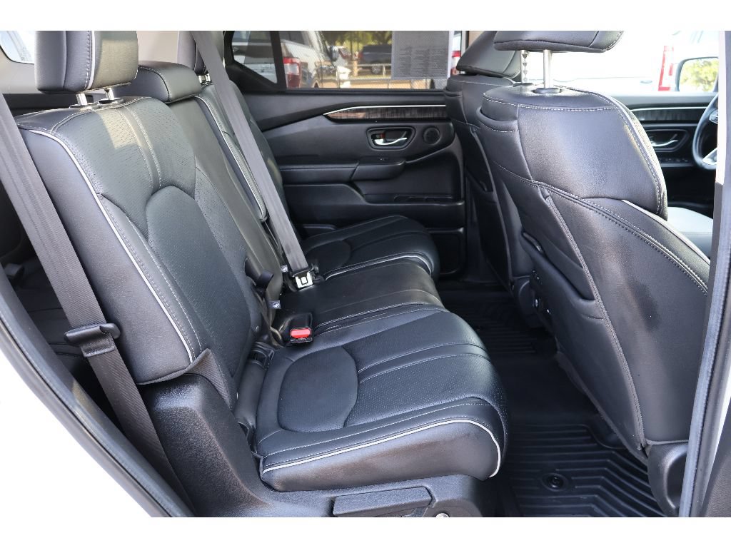 Used 2024 Honda Pilot Elite image 20