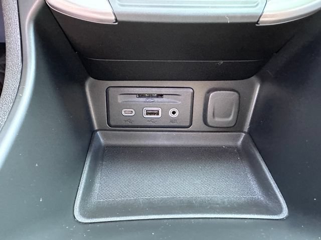 Used 2023 GMC Terrain AT4 w/ Tech Package AWD/4WD image 16