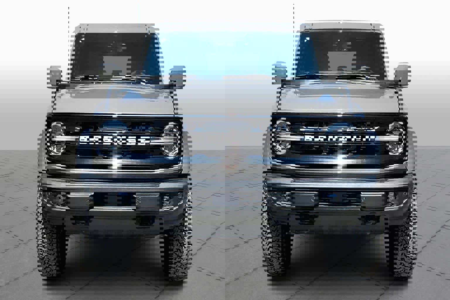 Certified 2025 Ford Bronco Outer Banks w/ Sasquatch Package image 7