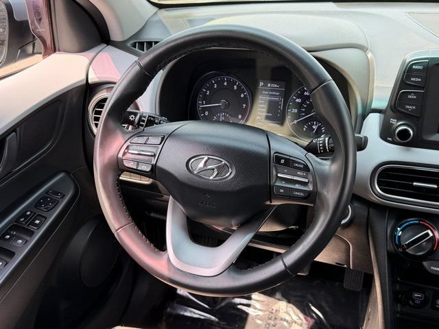 Used 2020 Hyundai Kona SEL Plus AWD/4WD image 18