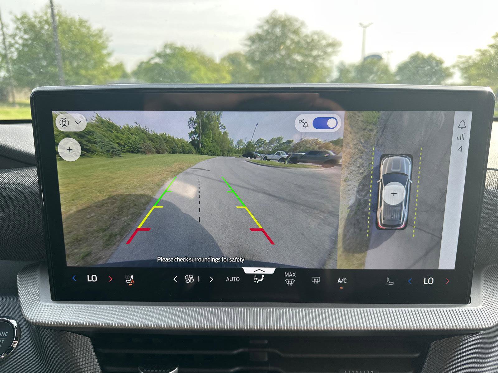 Certified 2025 Ford Explorer ST-Line AWD/4WD image 10