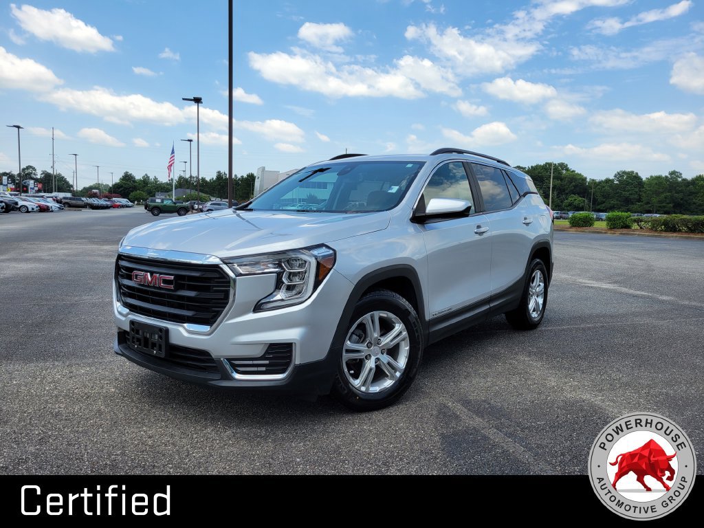 Used 2022 GMC Terrain SLE w/ Driver Convenience Package FWD image 2