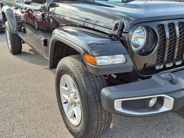 Used 2023 Jeep Gladiator Sport image 27