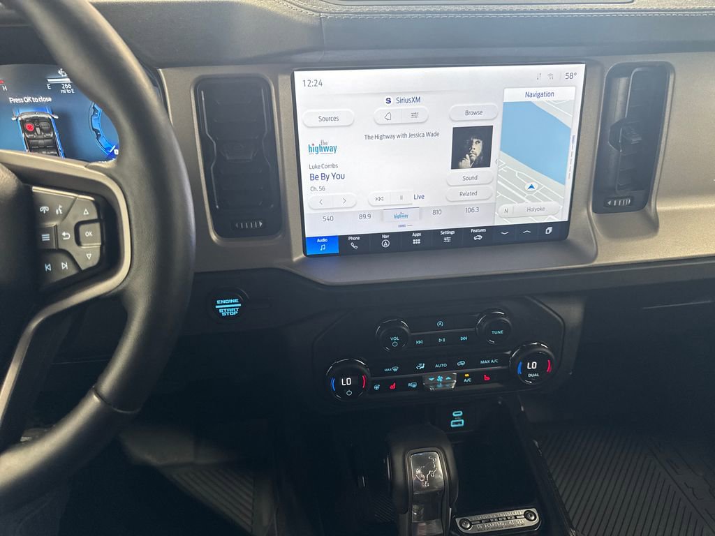 Certified 2025 Ford Bronco Outer Banks AWD/4WD image 19
