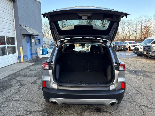Certified 2022 Ford Escape SE image 11