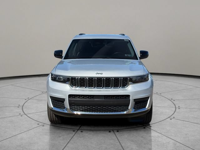 Used 2022 Jeep Grand Cherokee L Laredo w/ Luxury Tech Group I AWD/4WD image 13