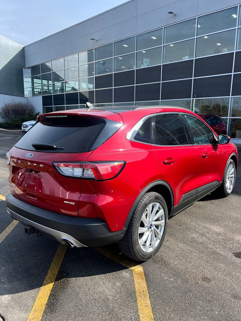Certified 2021 Ford Escape Titanium w/ Titanium Elite Package image 3