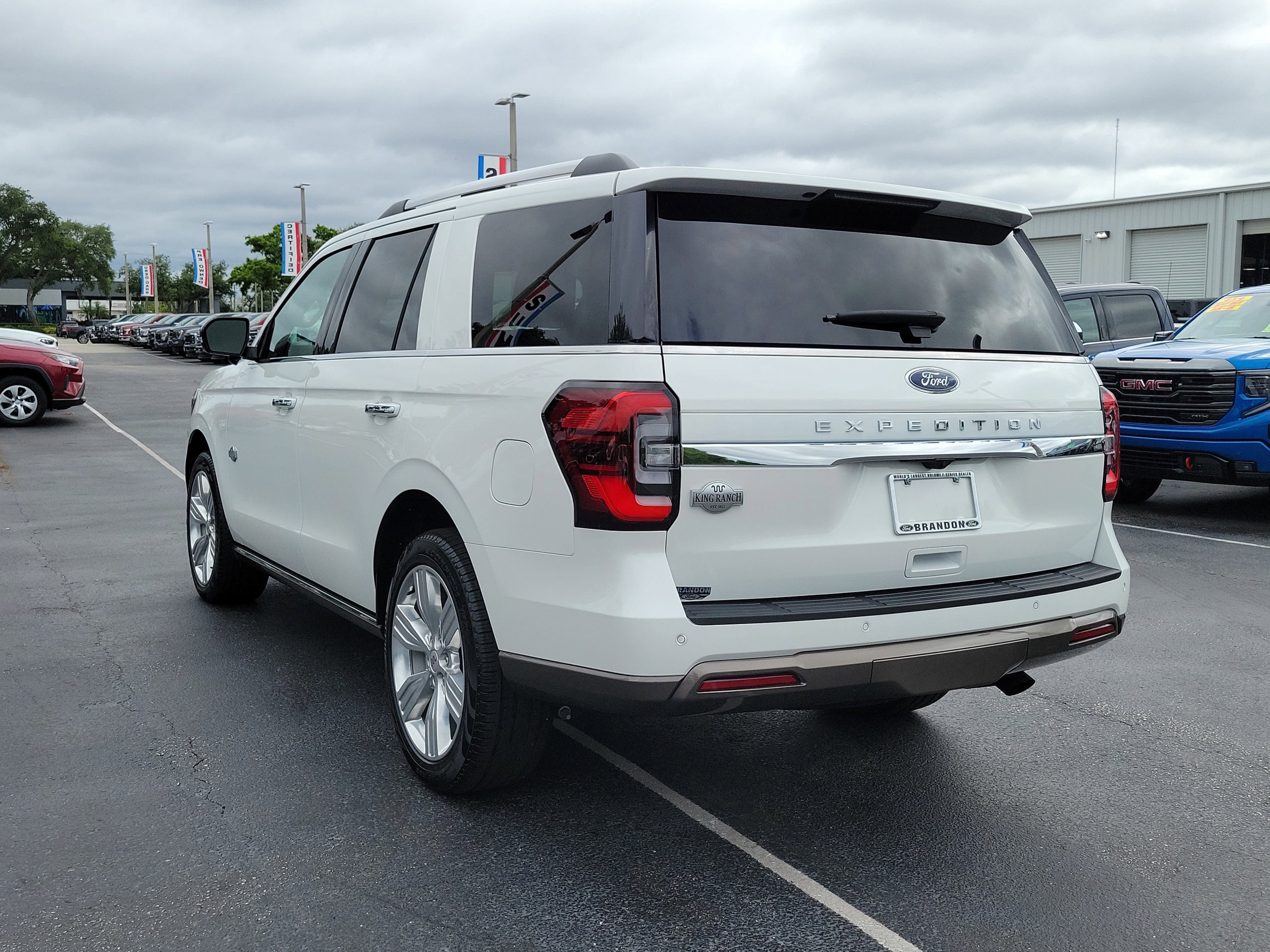 Certified 2024 Ford Expedition King Ranch RWD image 7