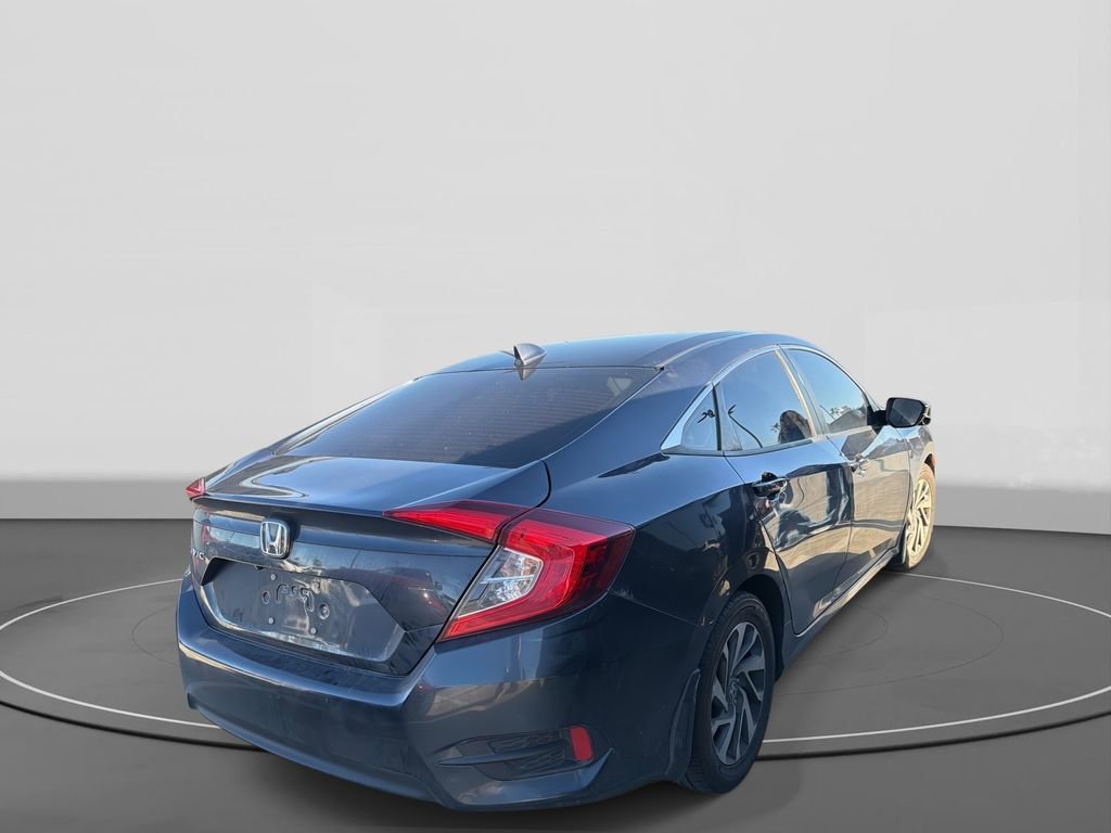 Used 2018 Honda Civic EX image 5