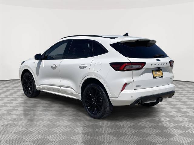 Certified 2023 Ford Escape ST-Line Elite w/ Premium Technology Package AWD/4WD image 9