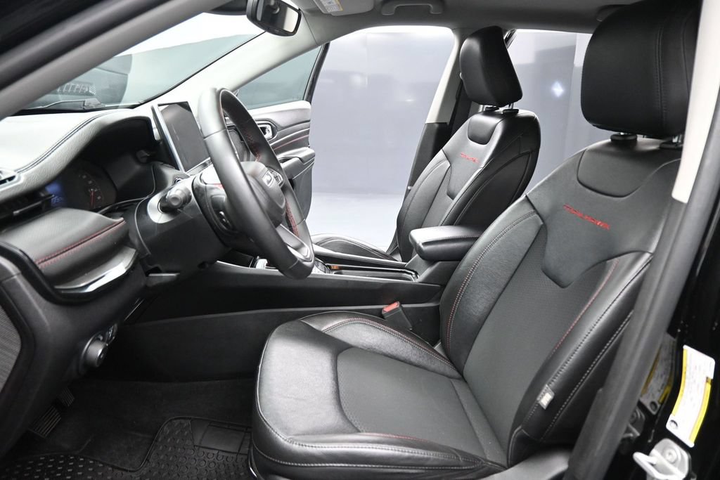 Used 2022 Jeep Compass Trailhawk AWD/4WD image 9