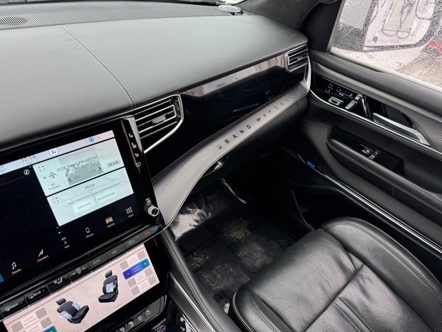 Used 2022 Jeep Grand Wagoneer Series II image 27