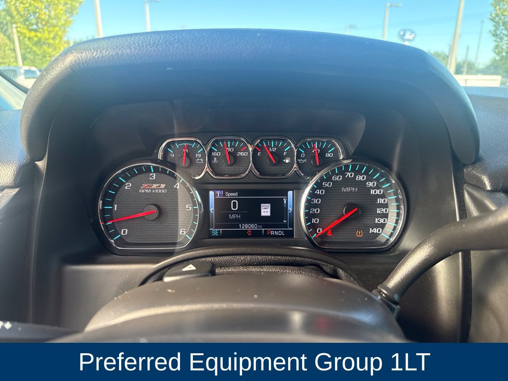 Used 2018 Chevrolet Tahoe LT w/ Luxury Package AWD/4WD image 18
