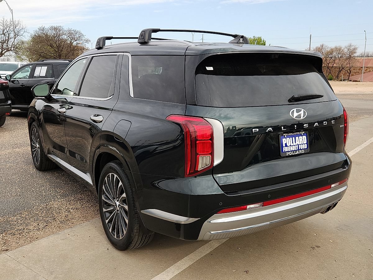 Used 2024 Hyundai Palisade Calligraphy AWD/4WD image 2