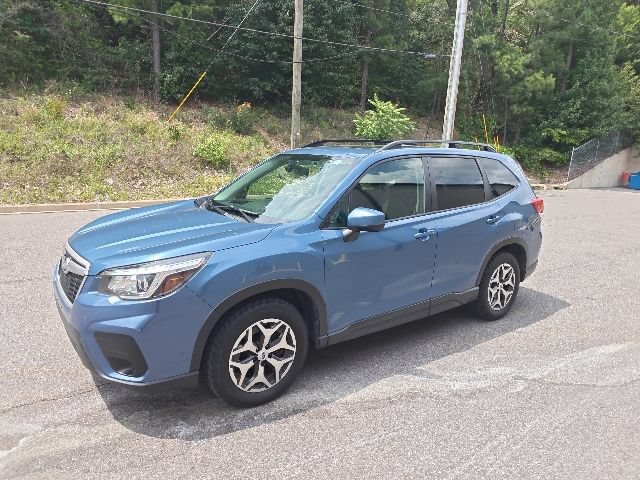 Used 2020 Subaru Forester Premium AWD/4WD image 6