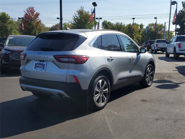 Certified 2023 Ford Escape Platinum image 3