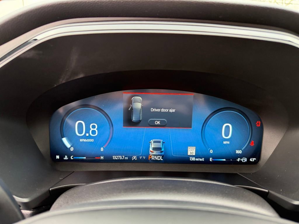 Certified 2025 Ford Escape ST-Line Select w/ Tech Pack #2 image 18